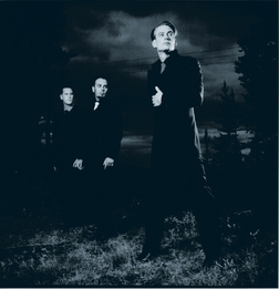фотография Covenant