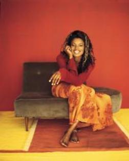 фотография Nicole C. Mullen