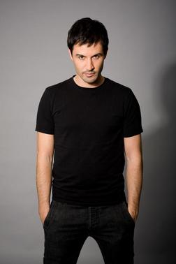 фотография Yves Larock