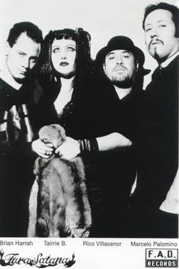 фотография Tura satana