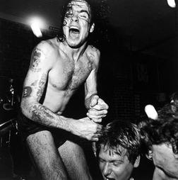 фотография black flag