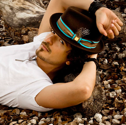 фотография Tommy Torres