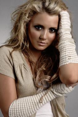 фотография Nikki Webster