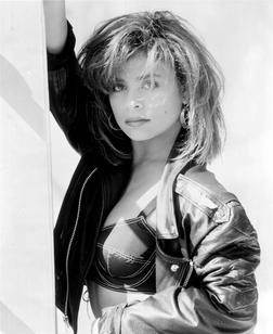 фотография Paula Abdul
