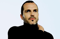 фотография Miguel Bose