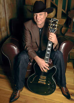 фотография John Michael Montgomery