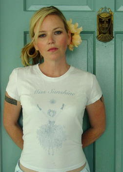 фотография Kay Hanley