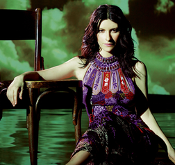 фотография Laura Pausini