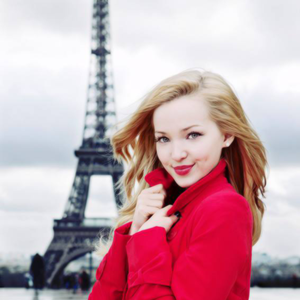 фотография Dove Cameron